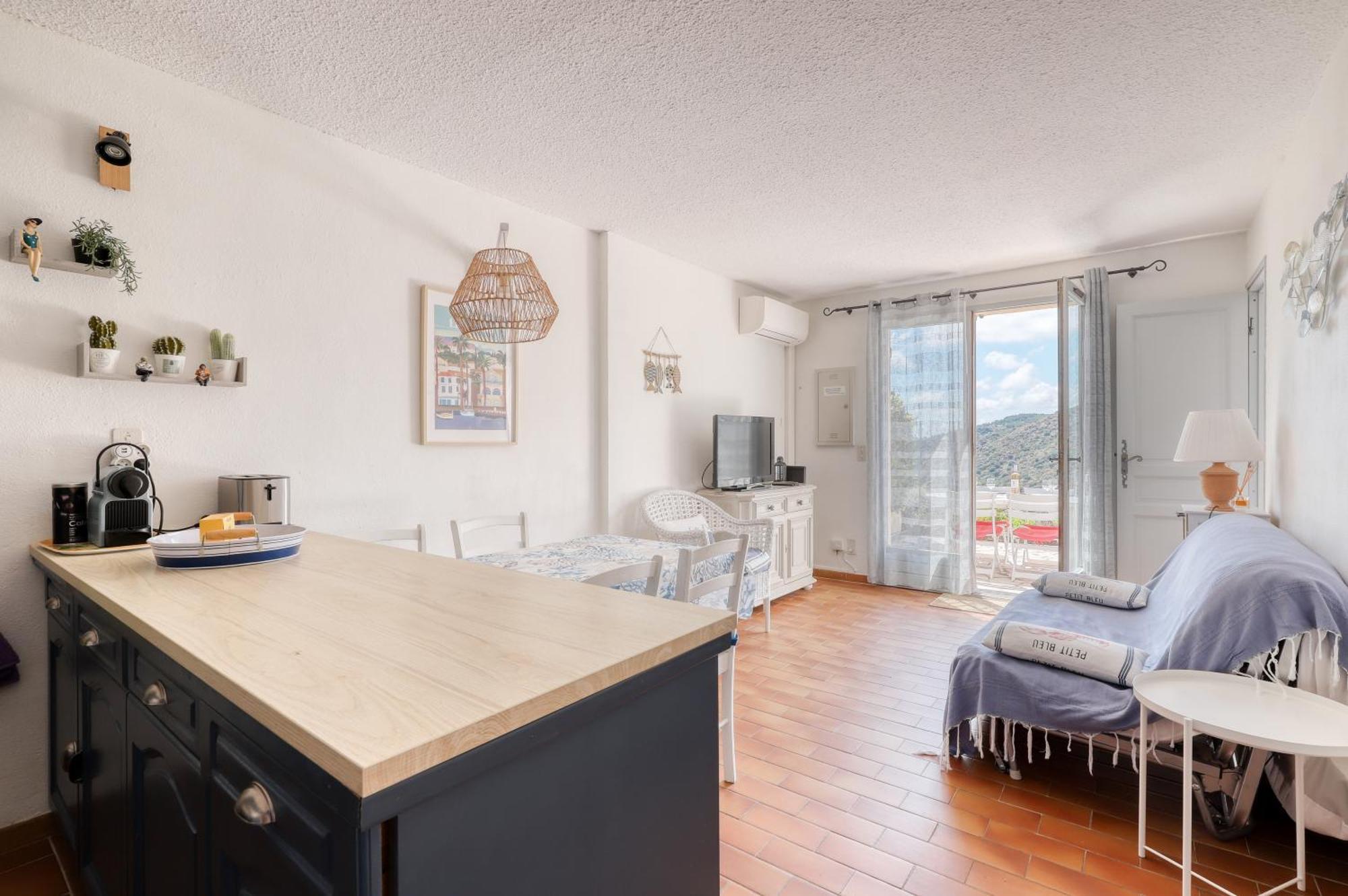 Exceptional View In Saint-Clair For 4 People Apartment Le Lavandou Exterior photo