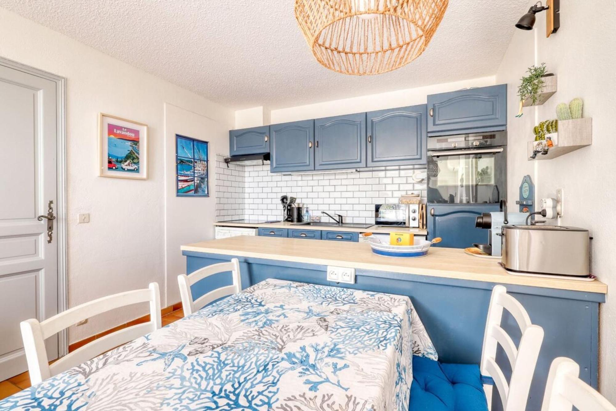 Exceptional View In Saint-Clair For 4 People Apartment Le Lavandou Exterior photo